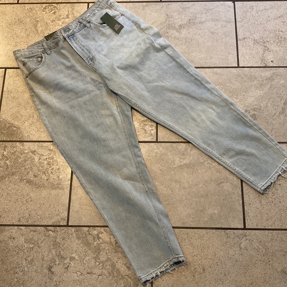 Wild fable Light Wash Mom Jeans - Picture 6 of 11